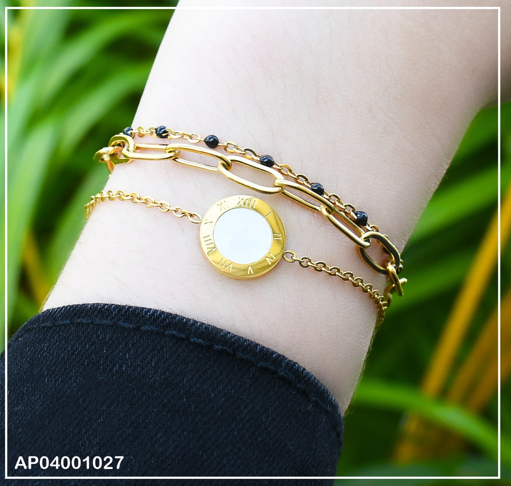 PULSERA TRIPLE FINA/ESFERAS NEGRAS/ANCHA DIJE:RD BLANCO