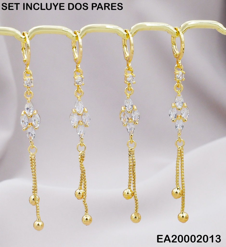 PAQUETE 2 PARES ARETES HUGGIES LARGOS 4 ZIRC.OVAL.
