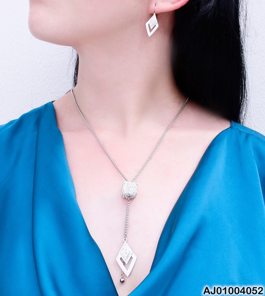 JUEGO PLATEADO CAMISERO DIJE CUADRO /  ROMBO CON ZIRC.  0736662-W130