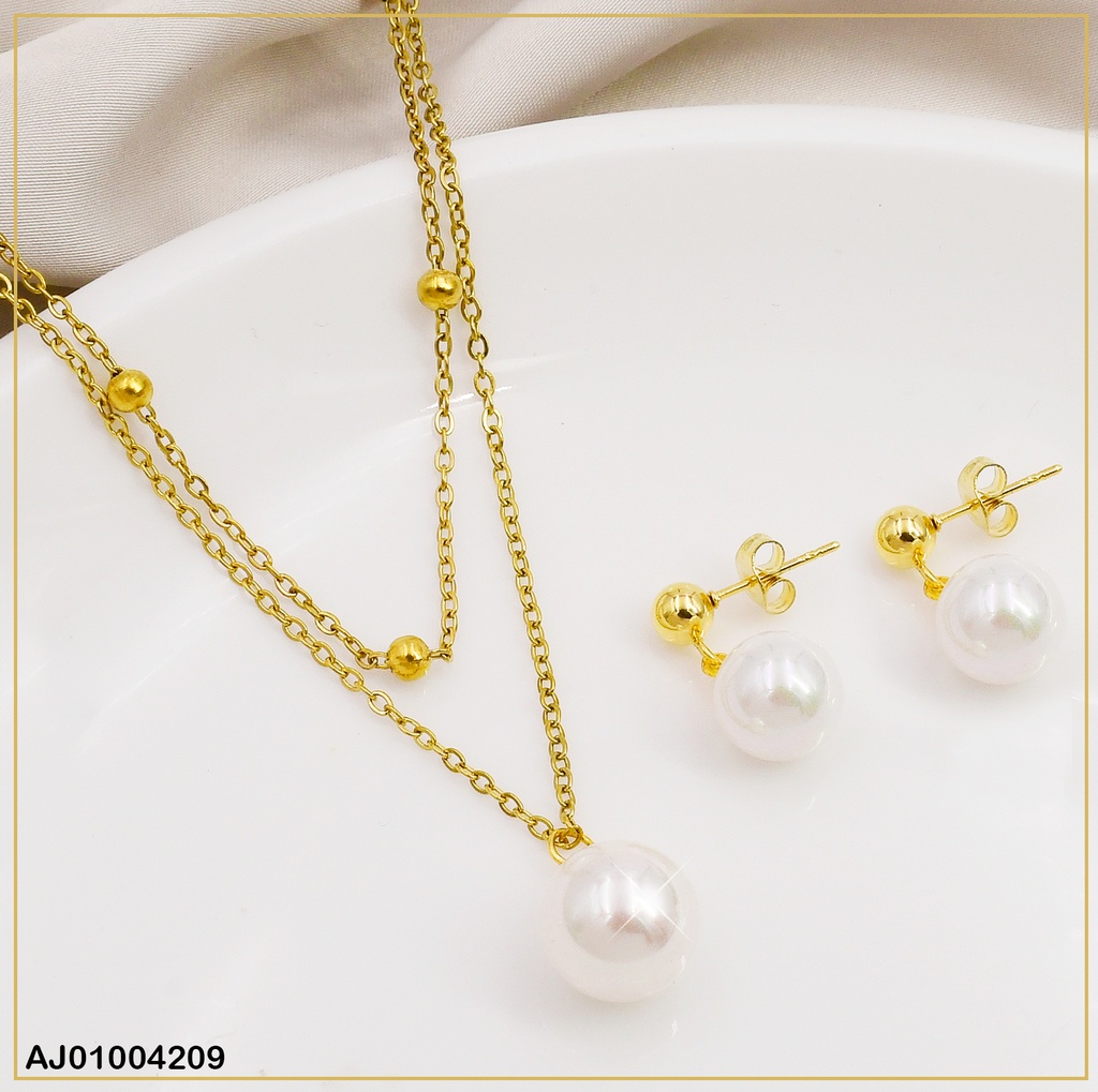 JUEGO CAD. DOBLE DIJE / ARETES PERLA (P.E.NOV2025)