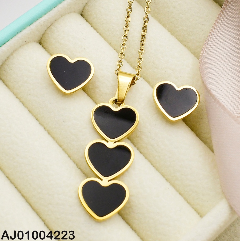 JUEGO CORAZONES ,DIJE:3🖤🖤🖤VERTICALES