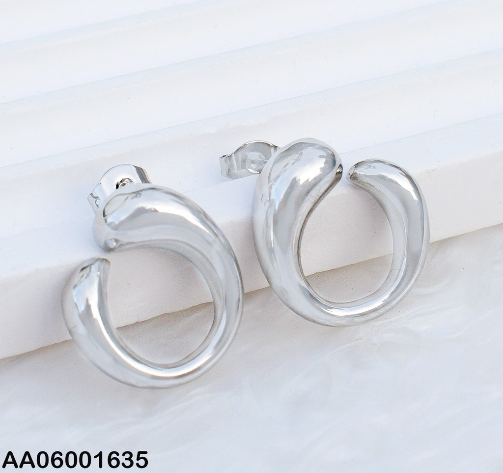 ARETES FORMA DE C PLATEADO 0741342-113