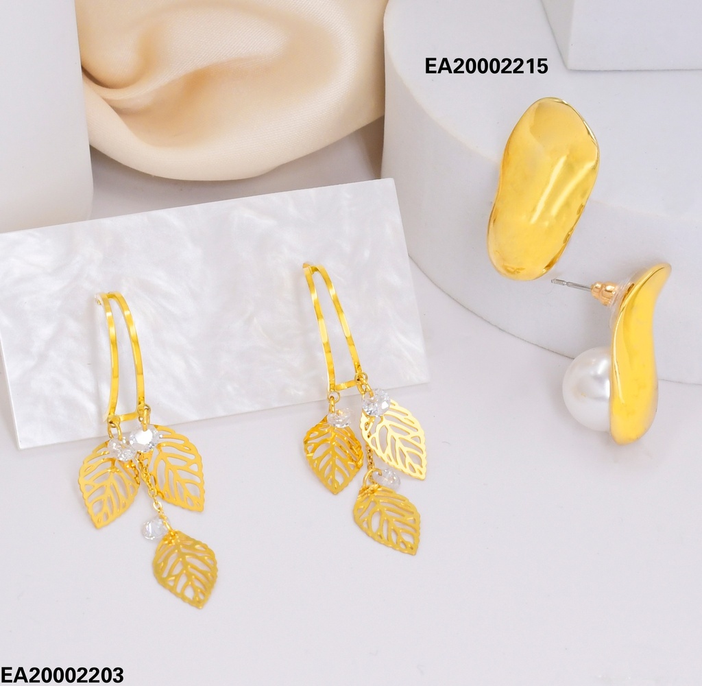 ARETES "C" HOJITAS CALADAS/ZIRC.RD