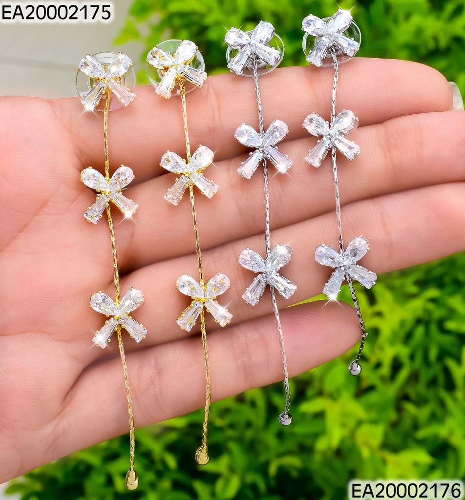 ARETES 3 MARIPOSAS ZIRCONIAS VERTICALES