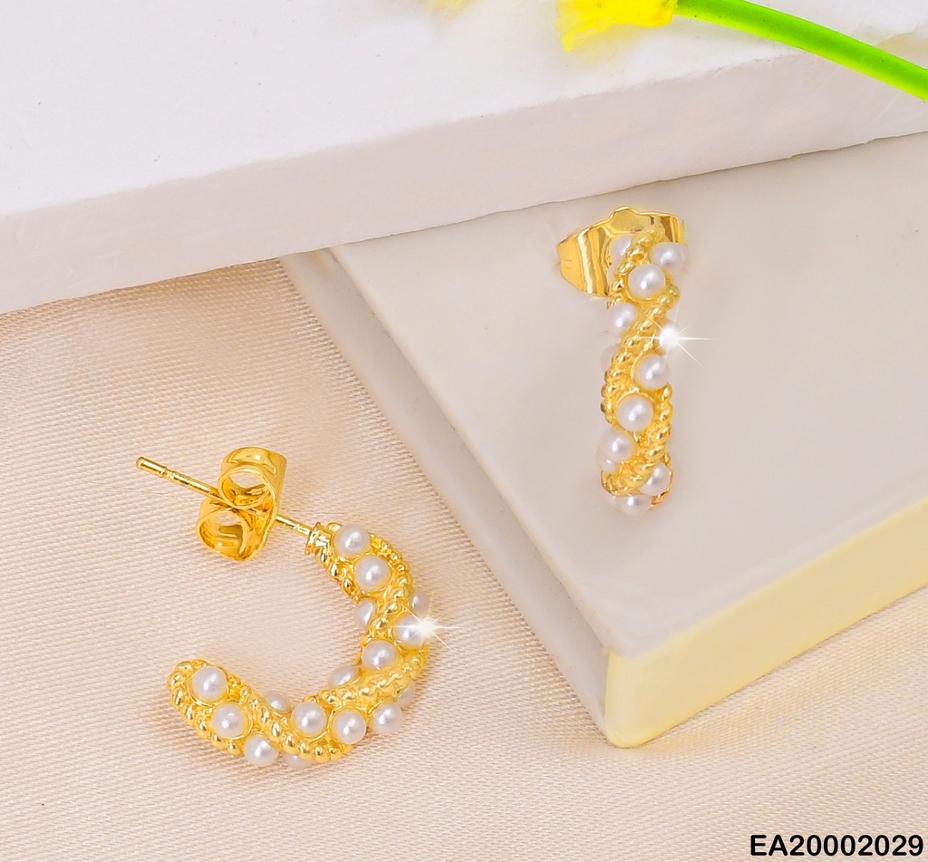 ARETES FORMA "C" PERLITAS/LINEA PELOTITAS ENTRELAZADAS