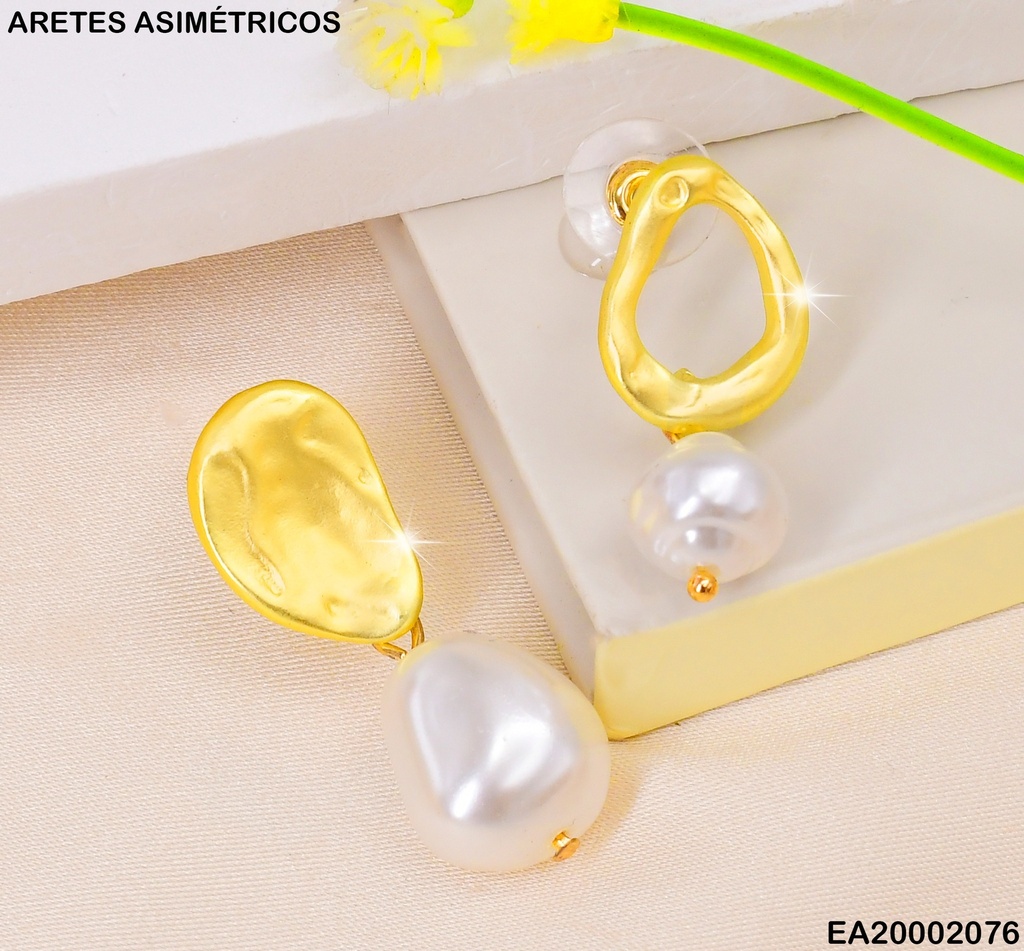 ARETES ASIMETRICOS CON PERLA CULTIVADA/PLANA (NPE2025)