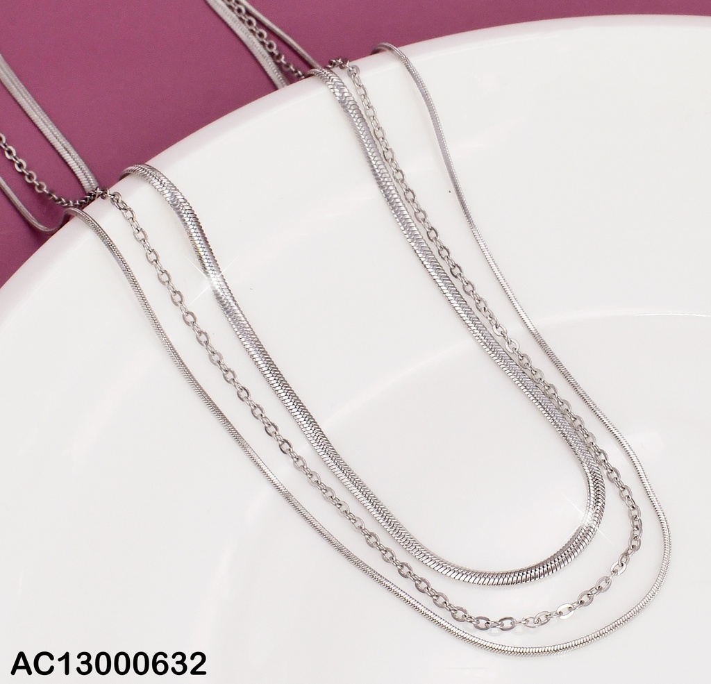 CADENA TRIPLE TRAMAS DIFR.CA068-45