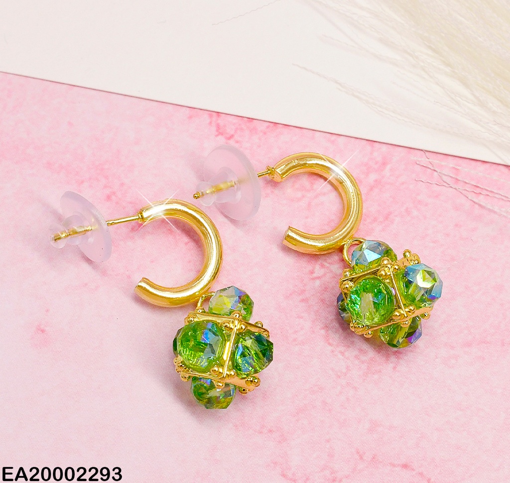 ARETES "C" RACIMO DE CRISTALES VERDES