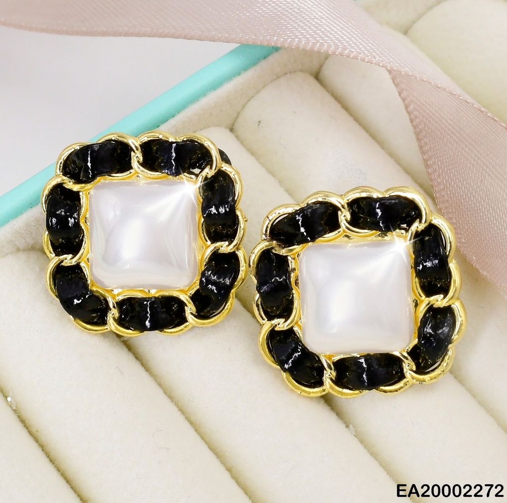 ARETES CUADRO PERLA BORDE NEGRO CINTA ENTRELAZADA # EE294-120 (NPE2025)