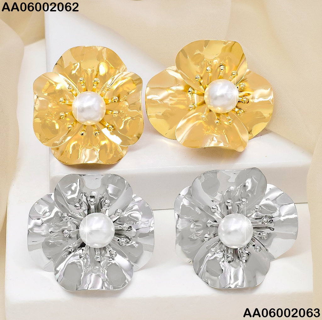 ARETES PLATD. FLOR PERLA CENTRO # EA180-134
