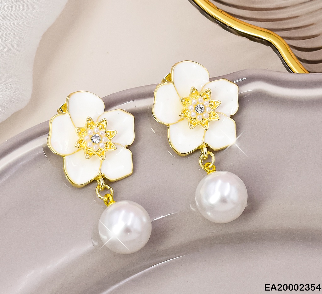 ARETES FLOR BLANCA PERLA # EE410-9