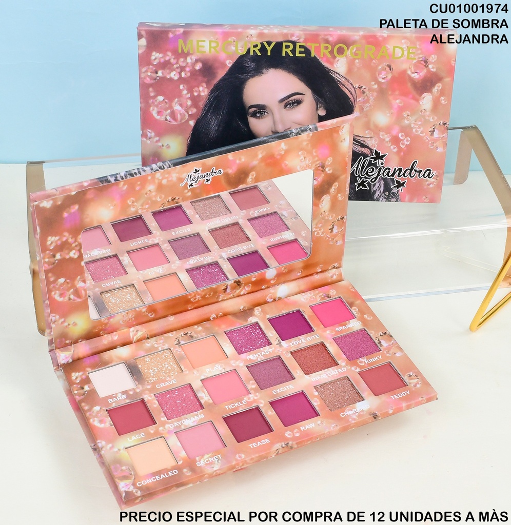 PALETA SOMBRAS 18 TONOS TIGRESA ALEJANDRA # 802