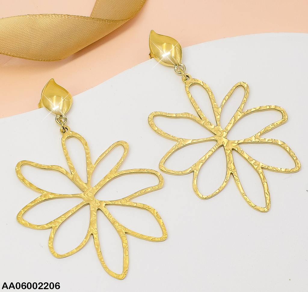ARETES CROQUI APLANADO DE FLOR EA251-131