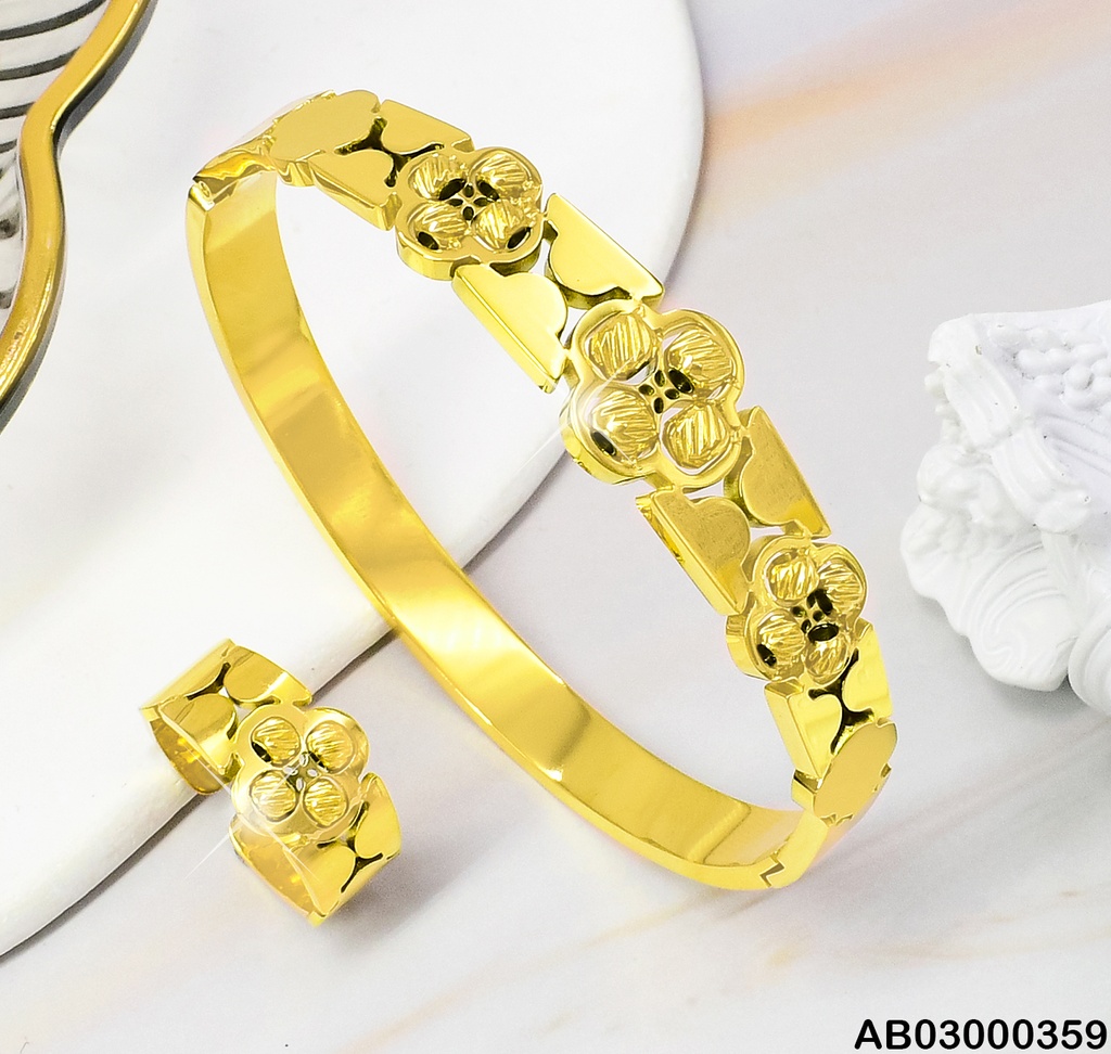 BRAZALETE TREBOL PELOTITAS 080776-207