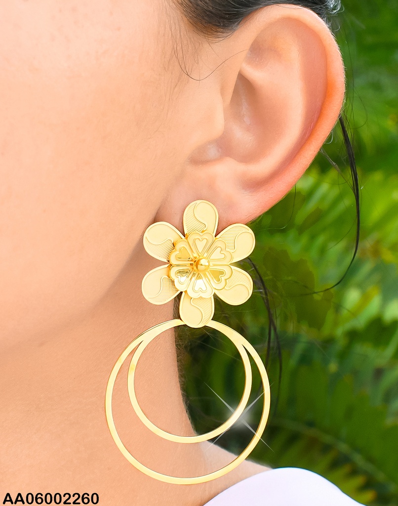 ARETES FLOR C/GRABADOS DOBLE CIRCULOS 08040961