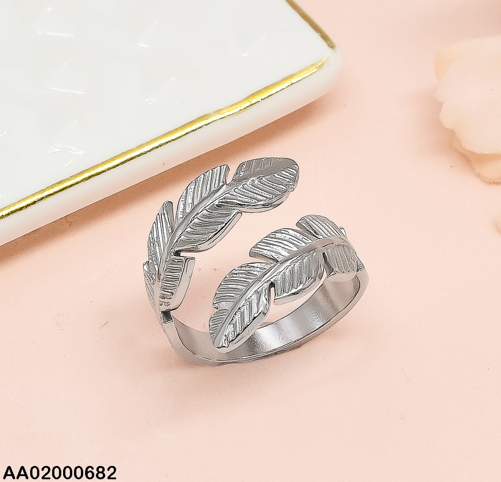 ANILLO PLATEADO DE HOJAS RA059-131