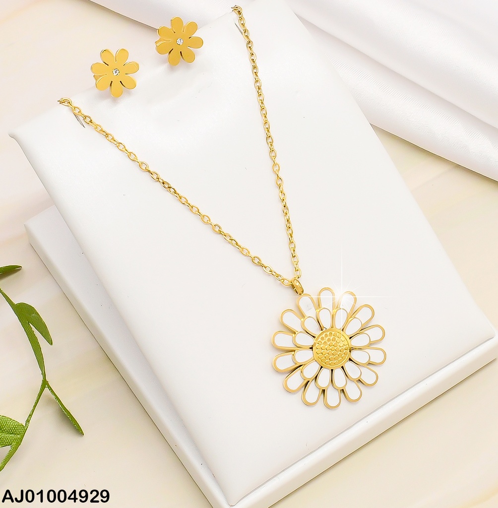 JUEGO PLACA FLOR,DIJE BLANCA C/AMARILLO AJ804091-054