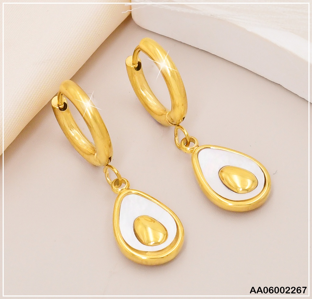 ARETES HUGGUIES GOTA CENTRO OVALO VD0804093-054