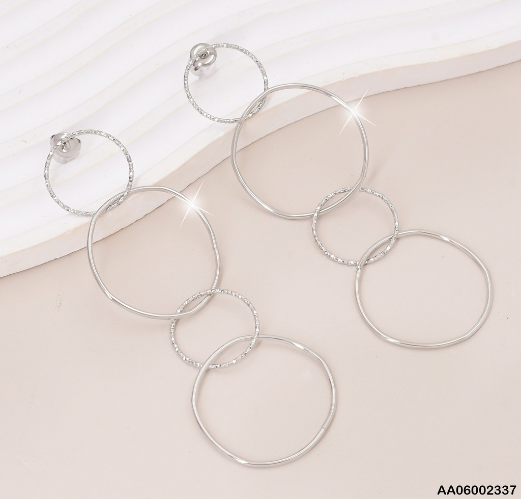 ARETES PLAT.4 CIRCULOS ENLAZADOS CORRUG/LISO EA486-131