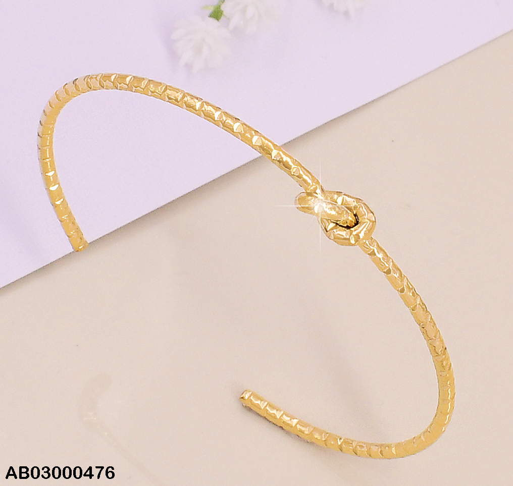 BRAZALETE COL.  DORADO NUDO CENTRO BA123-131