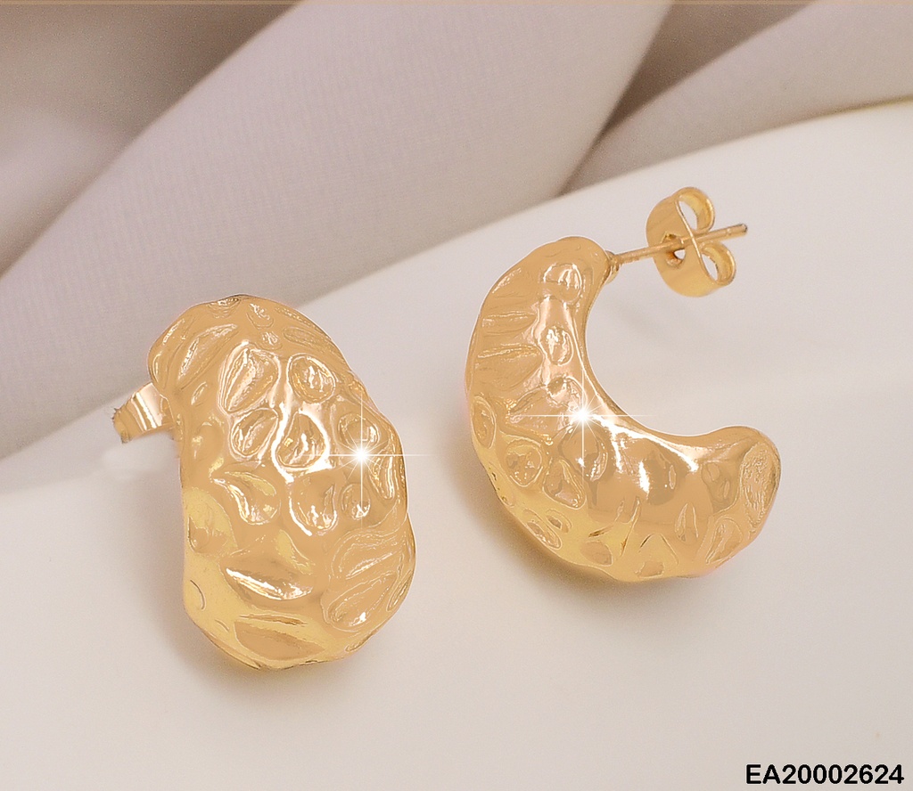 ARETES "J"ANCHAS TEXTURA AGUJEROS EE681-130 TENDENCIA (NPE2025)
