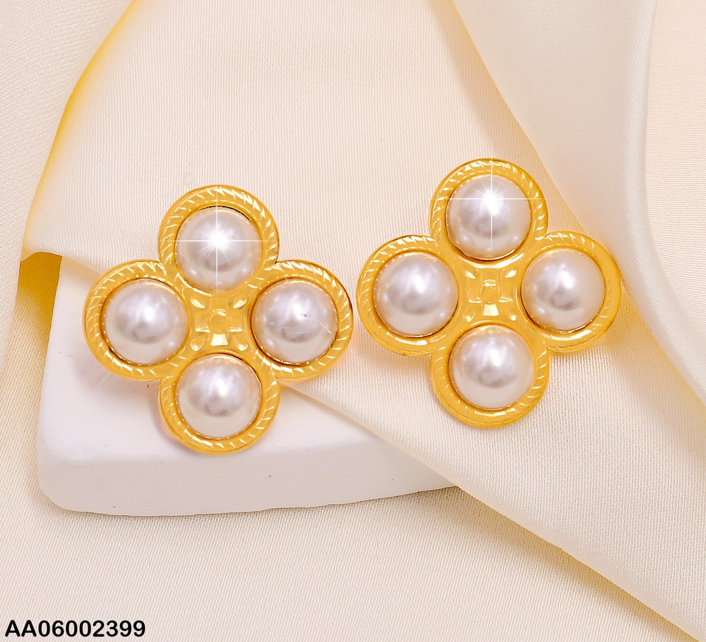 ARETES DORADOS 4 MEDIA PERLAS EA243-131