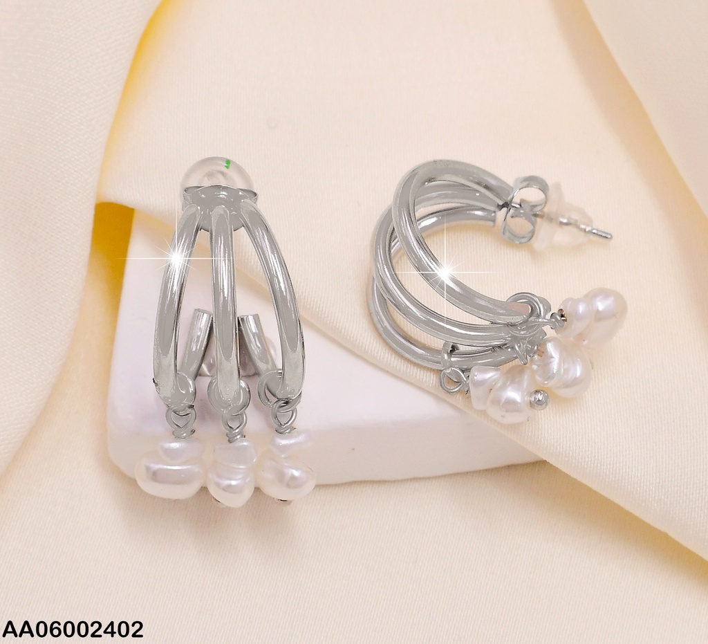 ARETES PLAT."C"TRIPLE C/PERLITAS CULT.COLGANTES EA250-131
