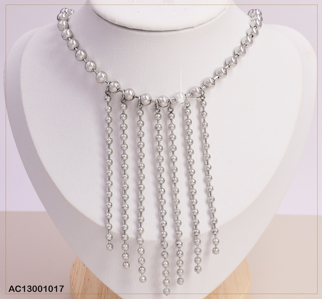 CADENA PLAT. DE PELOTAS CON SEPARADORES Y VARIOS COLGANTES  CA288-45
