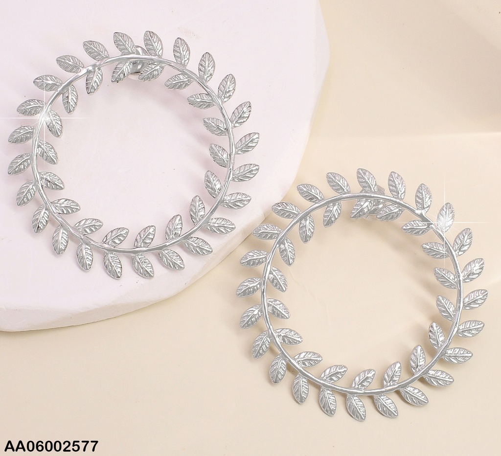 ARETES PLAT. CIRCULOS HOJAS LAUREL EA509-130