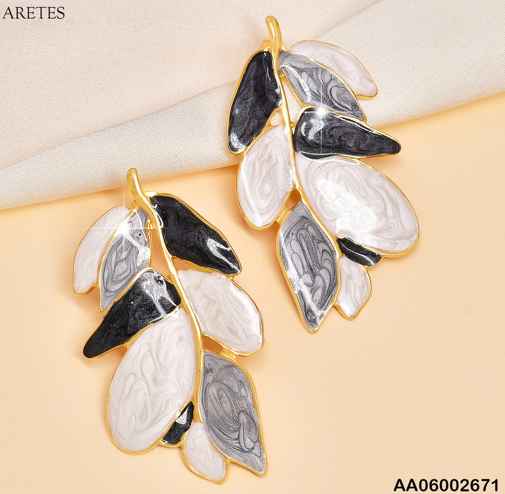 ARETES ESMALTADOS(06)HOJAS TONOS GRISES ABAJO EA750-45
