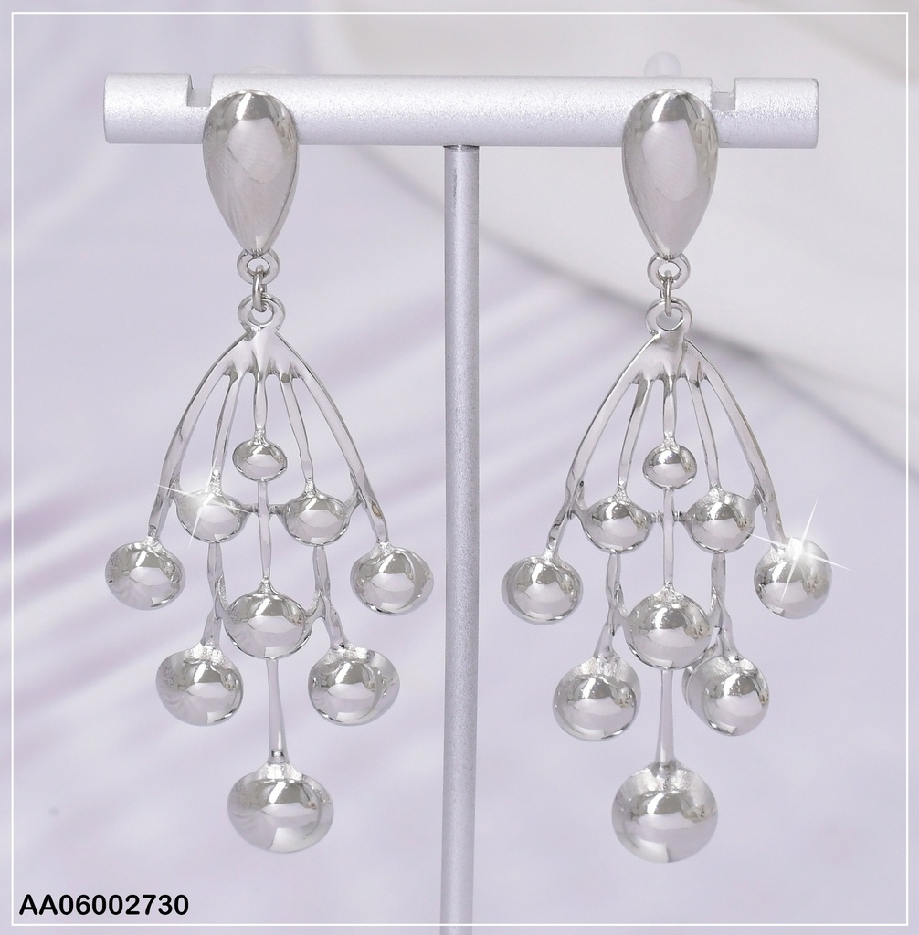 ARETES PLAT. OVALO C/RACIMO MEDIAS PELOTAS EA717-45