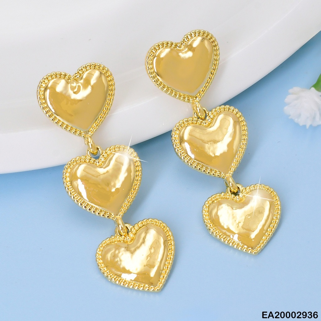 ARETES 3 CORAZONES VERTICAL BORDE PUNTEADOS EE841-9