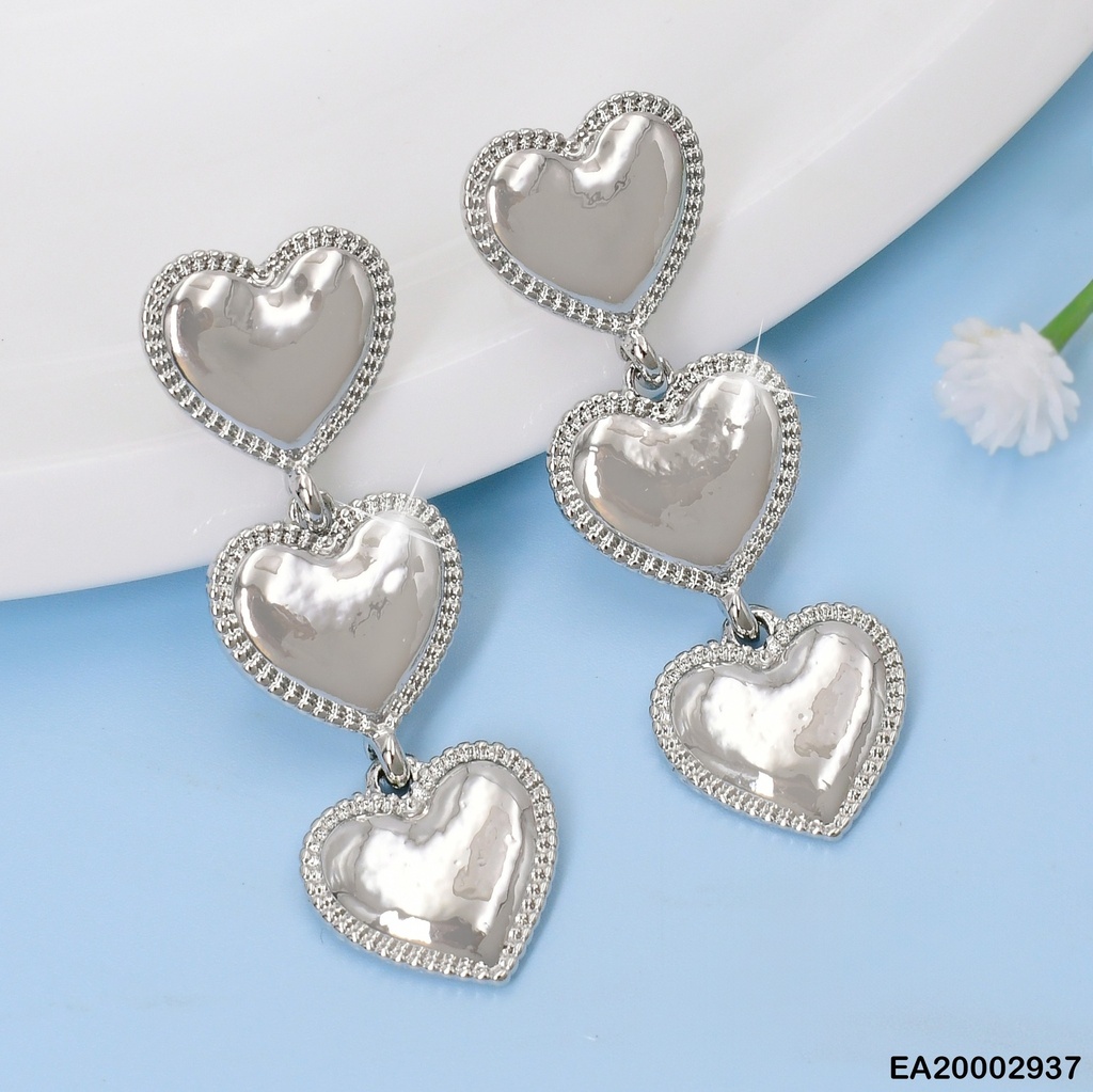 ARETES PLAT. 3 CORAZONES VERTICAL BORDE PUNTEADOS EE842-9