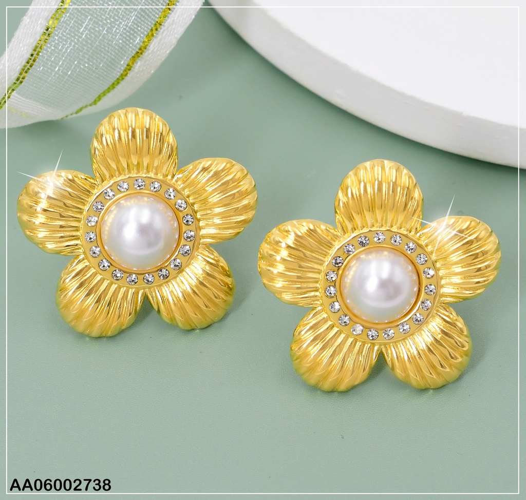 ARETES DOR FLOR PETALOS RAYADOS/CENTRO MEDIA PERLA /ZIRC EA343-45