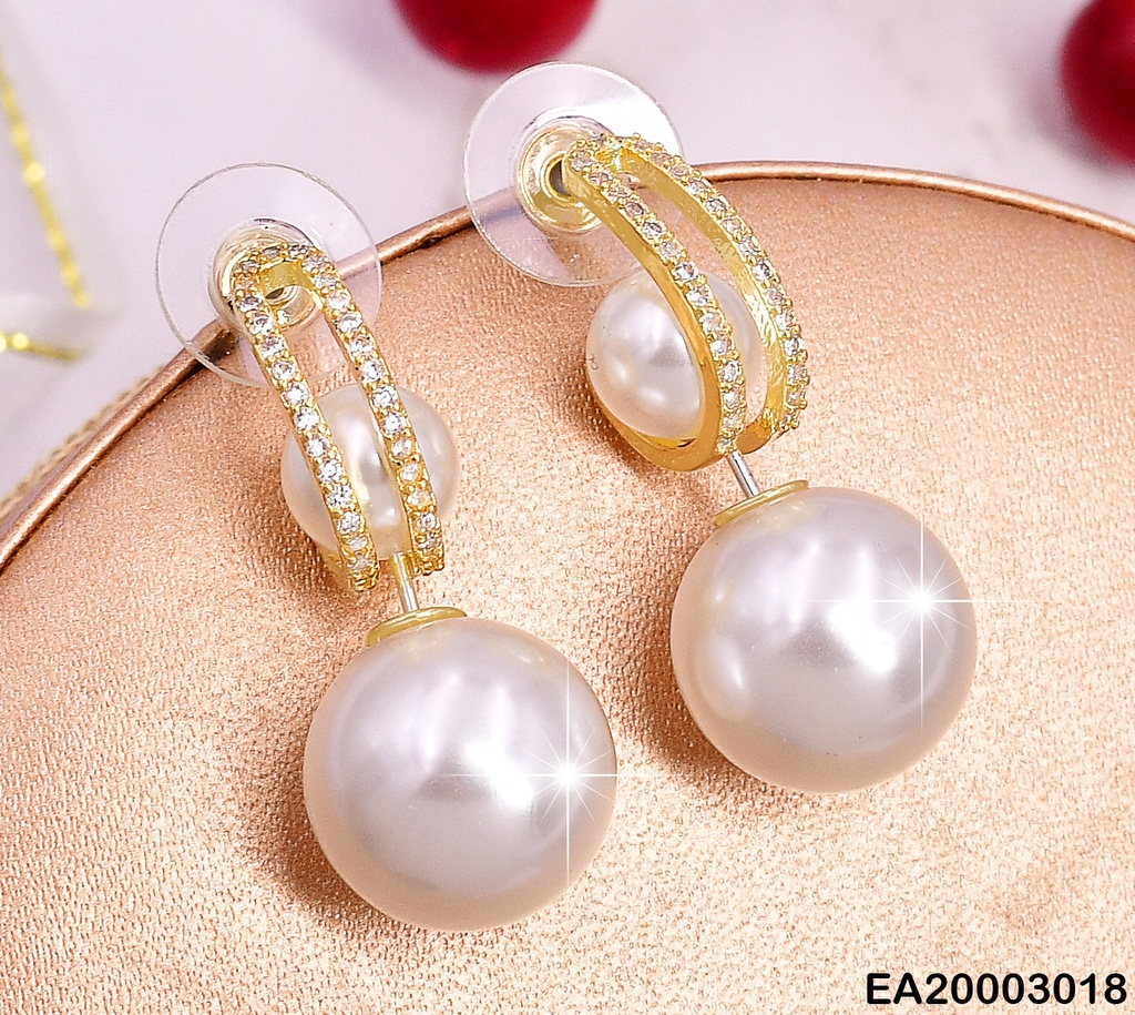 ARETES PERLA CUBIERTA POR "J" ZIRC/ PERLA COLGANTE  EE1217-132