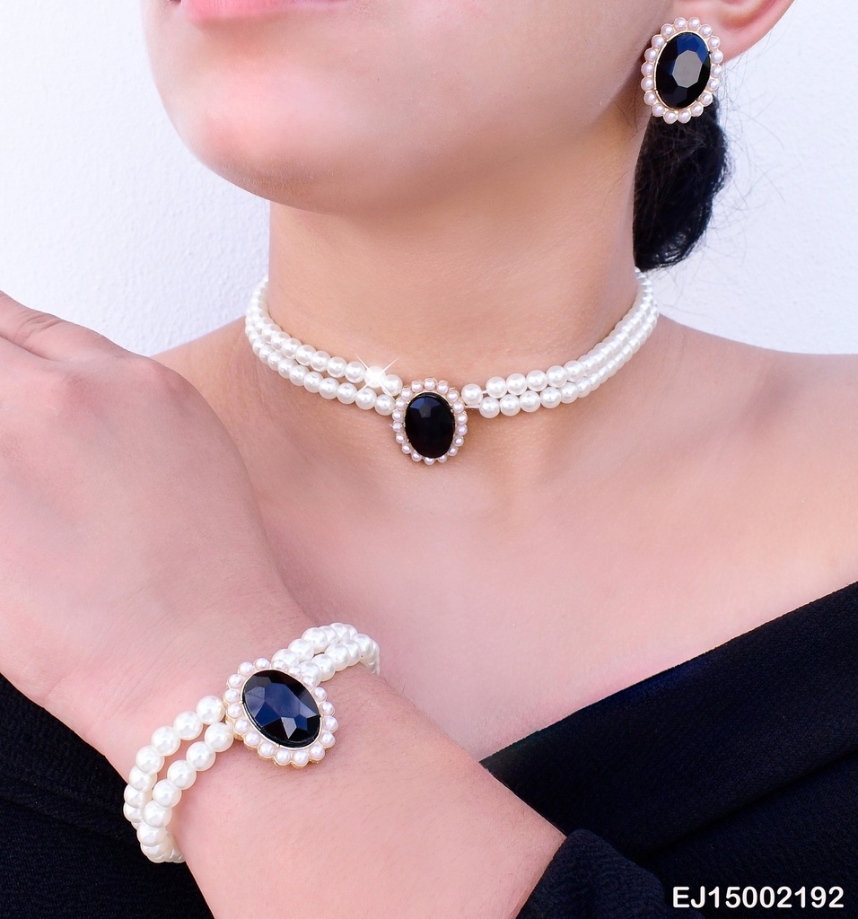 SET COLLAR /PULSERA PERLAS Y ARETES  OVALADOS NEGROS SE646-298