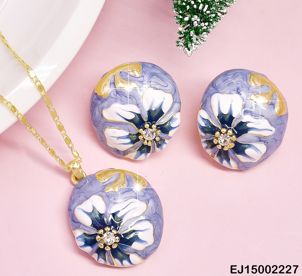 JUEGO ESMALTADO RD C/FLOR BLANCA ZIRC. CENTRO COL SURT.  K3768-212