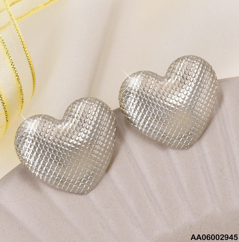 ARETES PLATEADOS CORAZON CUADROS GRAB. K3198-123