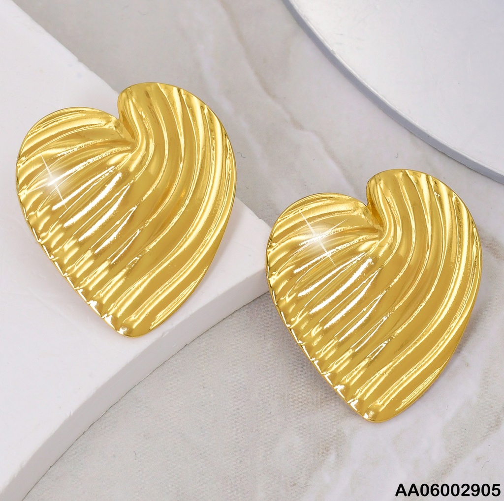 ARETES TOPOS CORAZÓN LINEAS DIAGONALES EA856-277
