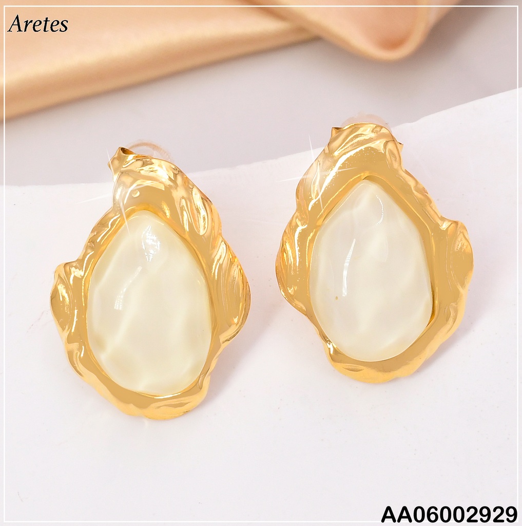 ARETES OVALO BLANCO BORDE DORADO IRREG. EA982-45