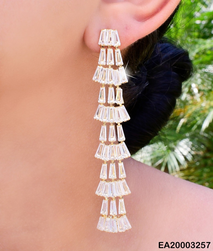 ARETES DOR LLUVIA 3 - 4 FILAS ZIRC RECT. EE1125-132