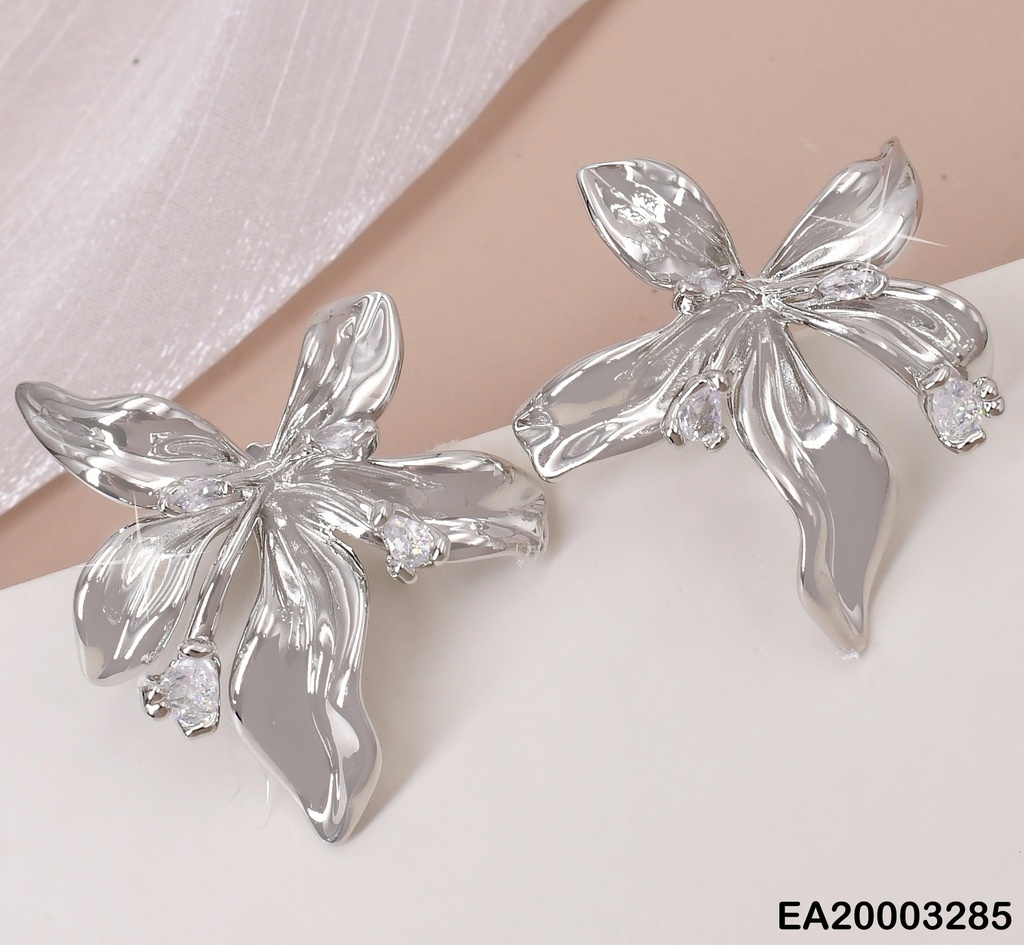 ARETES FLOR PLAT 5 PETALOS ALARGADOS/ ESTAMBRES ZIRC. EE954-3