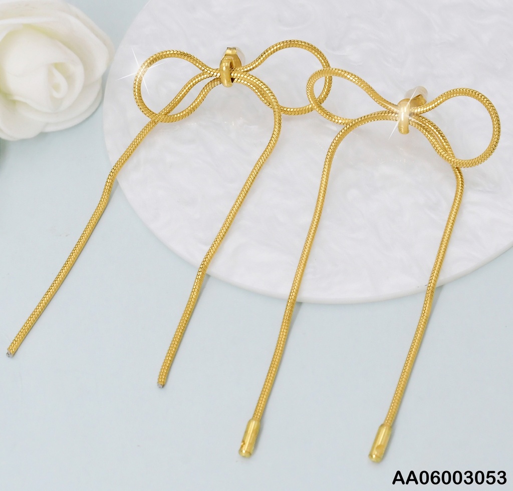 ARETES LAZO COLA RATON KE114320