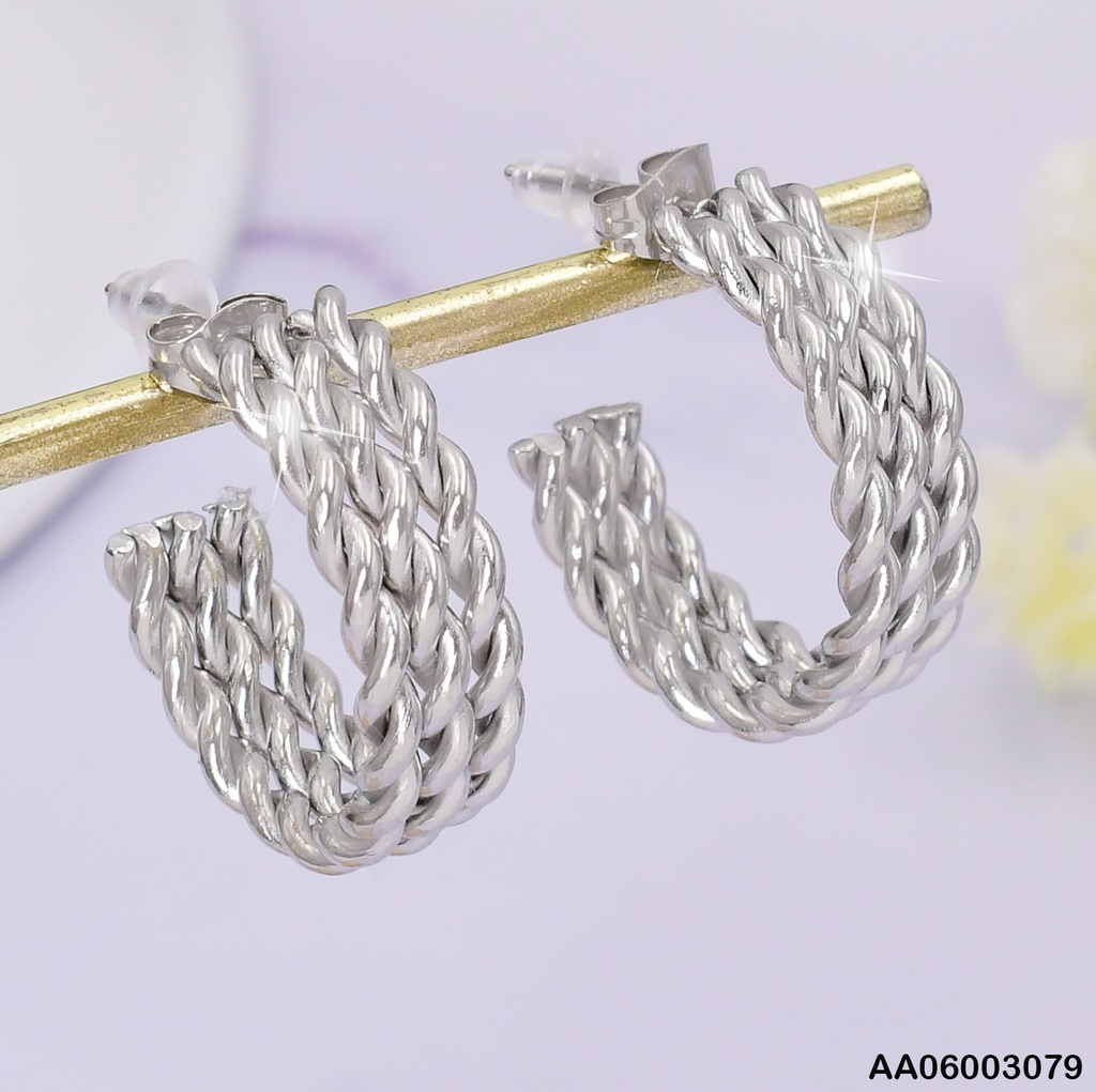 ARETES PLAT. "C" TRIPLE LINEAS TORNEADAS KE113794