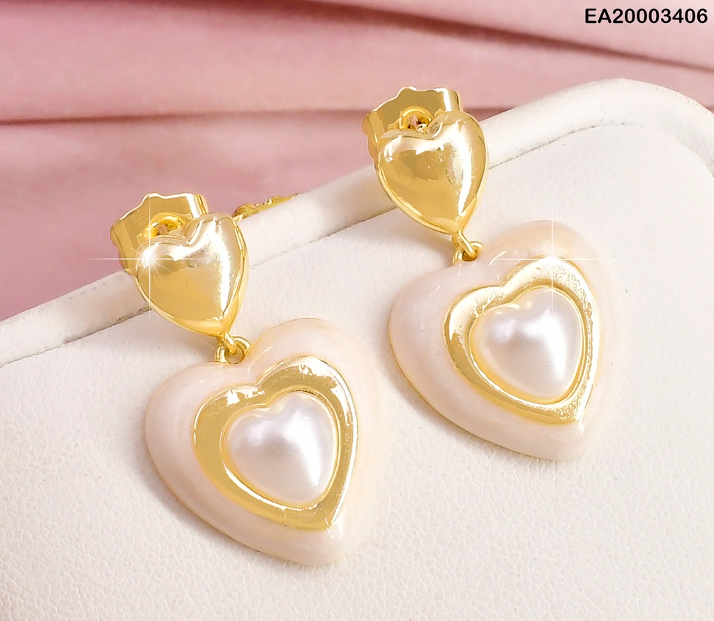 ARETES DOBLE CORAZON VERT.PLACA/BLANCO-PERLA EE987-3
