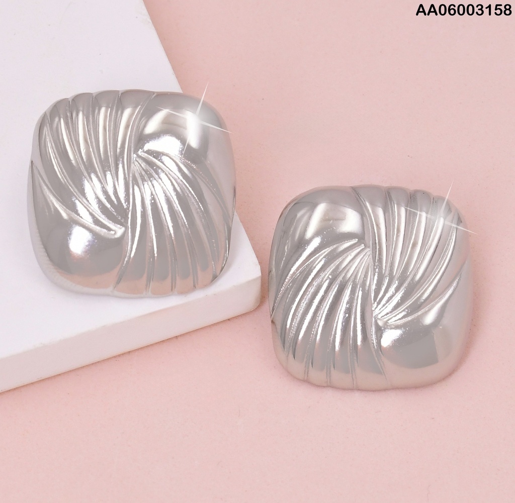 ARETES PLAT CUADRO RAYAS SUP/INF ENTRELAZADAS EN CENTRO EA963-45