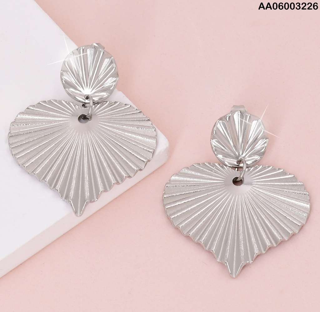 ARETES PLAT CIRCULO/ CORAZON EN FORMA DE ABANICO  EA1107-45