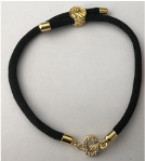 PULSERA NEGRA LETRA "G" ZIRC. BE254-5