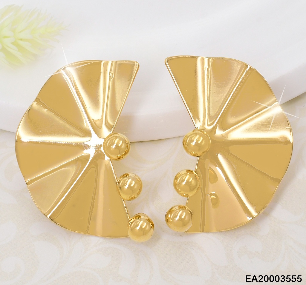 ARETES MEDIO ABANICO LATERAL C/3 PELOTAS VERT.EE2140-301