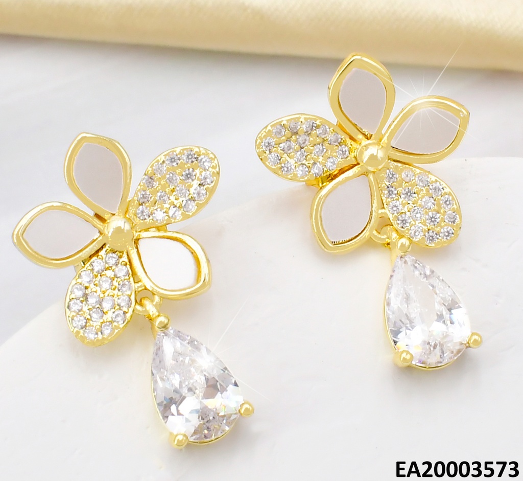 ARETES FLOR 5 PETALOS BLANCOS/ZIRC/ZIRC OV EE923-3